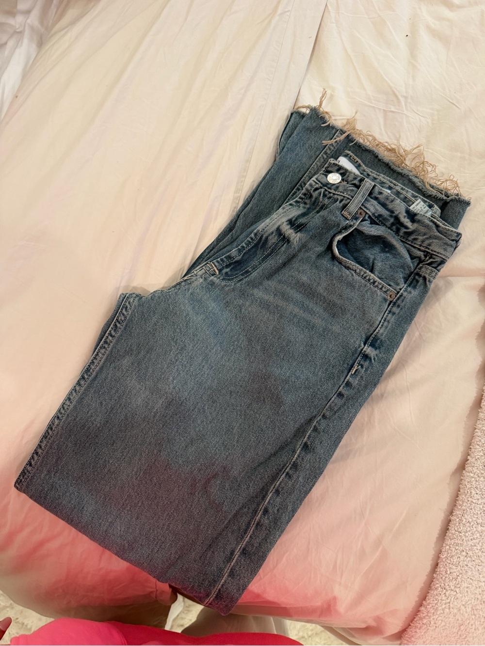 Zara Medium Blue Frayed Hem Jeans